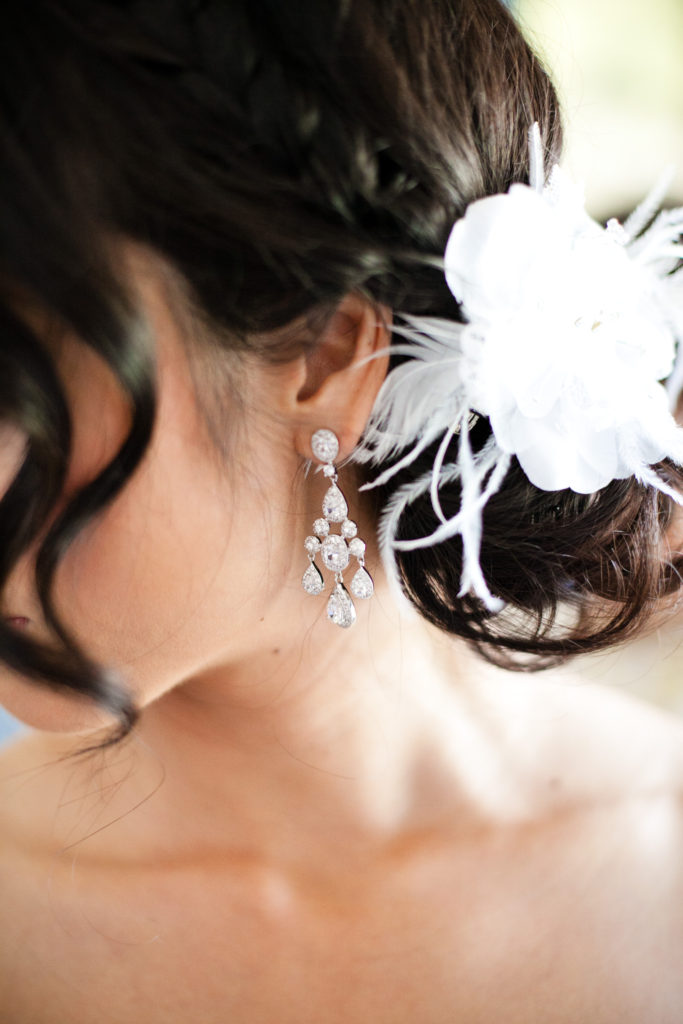 wedding details, bridal hair and earrings